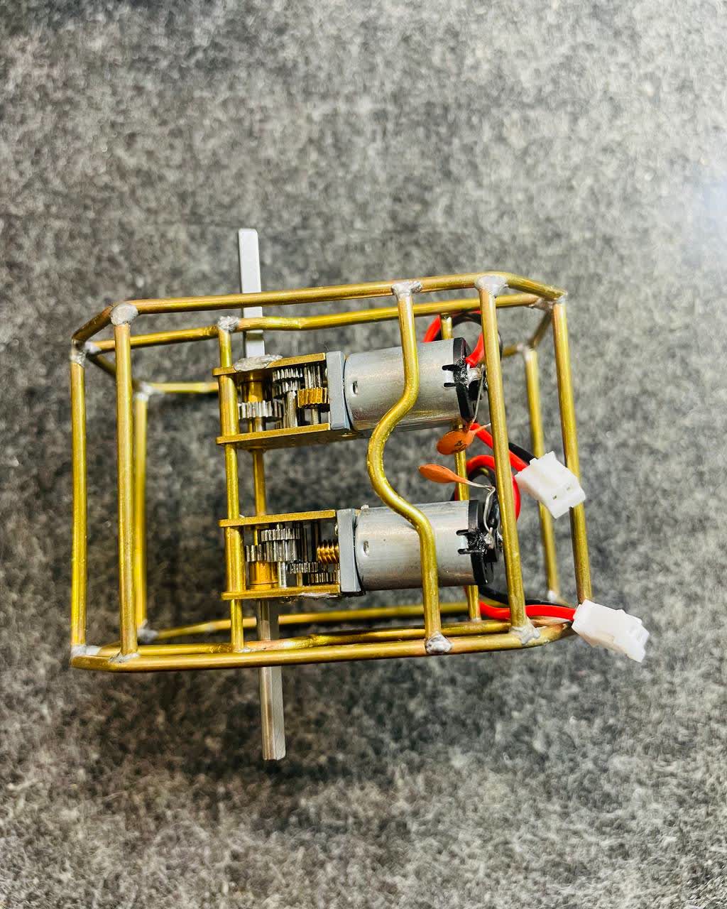 Kiểm tra toàn bộ mô-đun cơ khí từ trên xuống